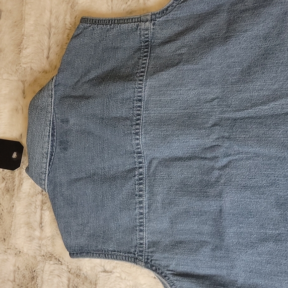 Levi's Denim Shirt - Picture 9 of 9